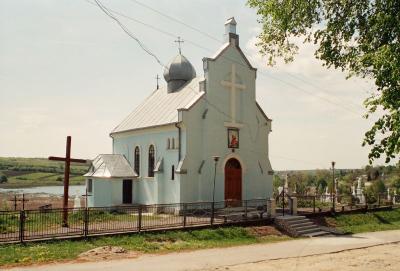 Cerkiew i cmentarz